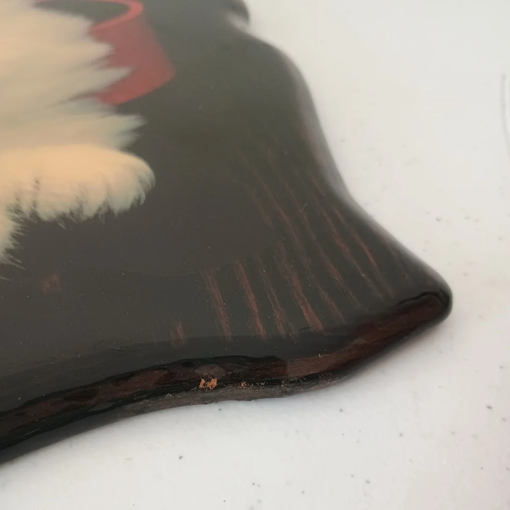 Vintage Lacquered Wood White Persian Cat Kitten W/ Red Bow Plaque